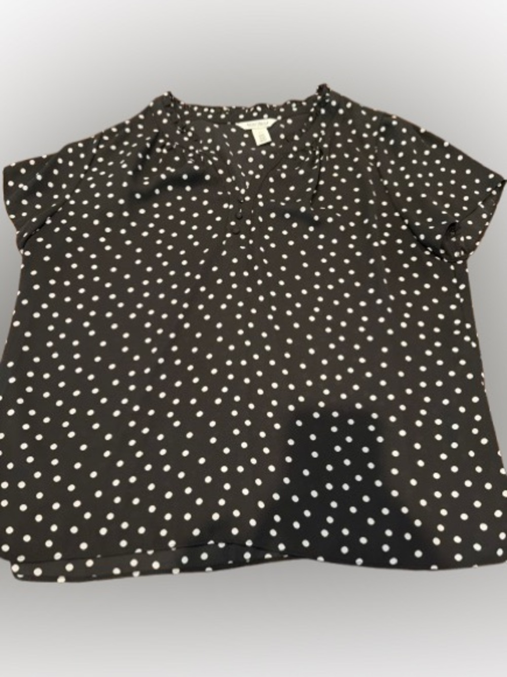 White House Black Market Black and White Polka Dot V-Neck Blouse XL